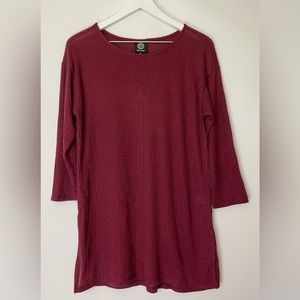 NWT Bobeau Ribbed 3/4 Sleeve Crewneck Blouse Red Size Medium